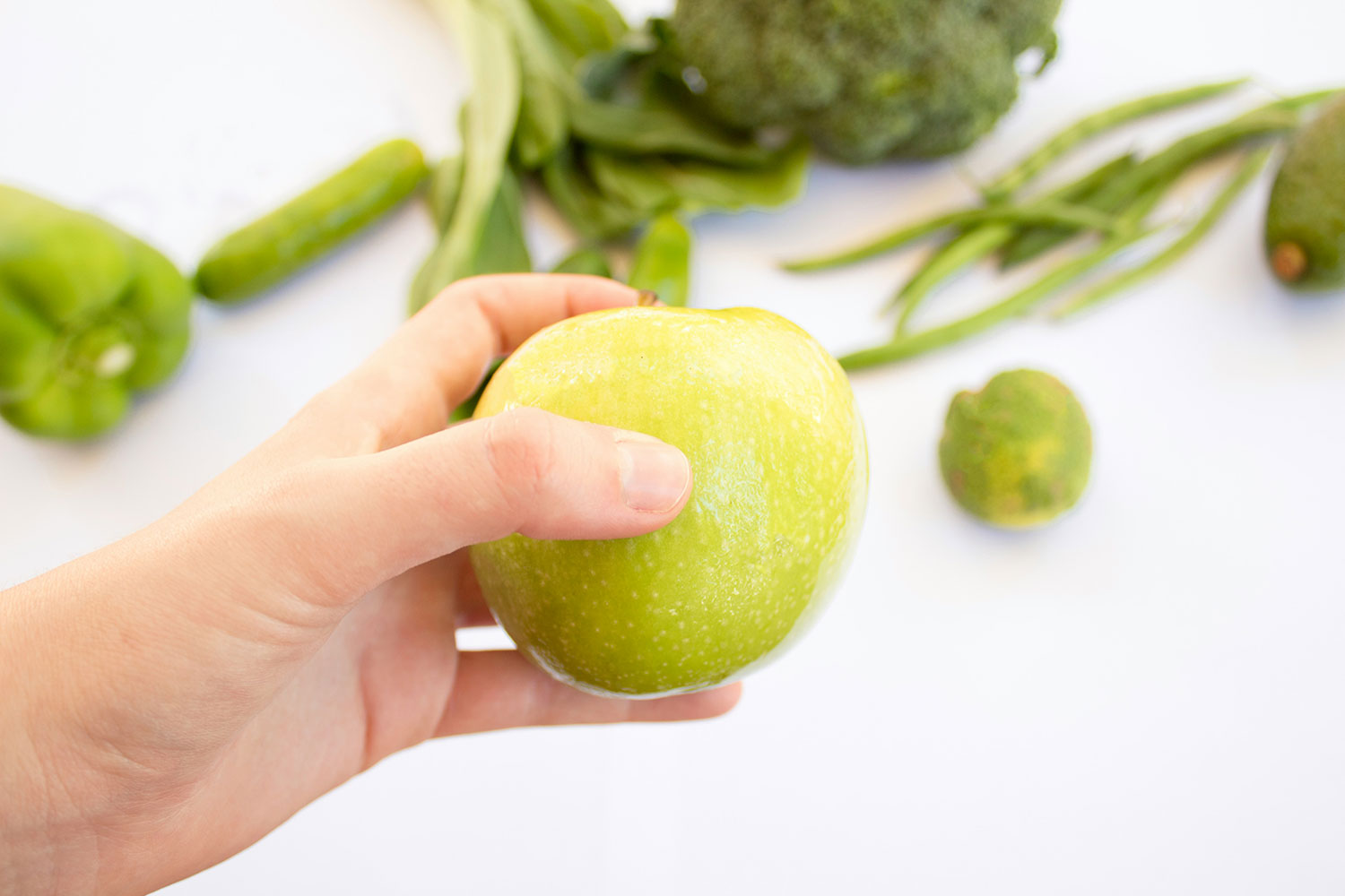 fresh-fruit-vegtables-for-eye-health
