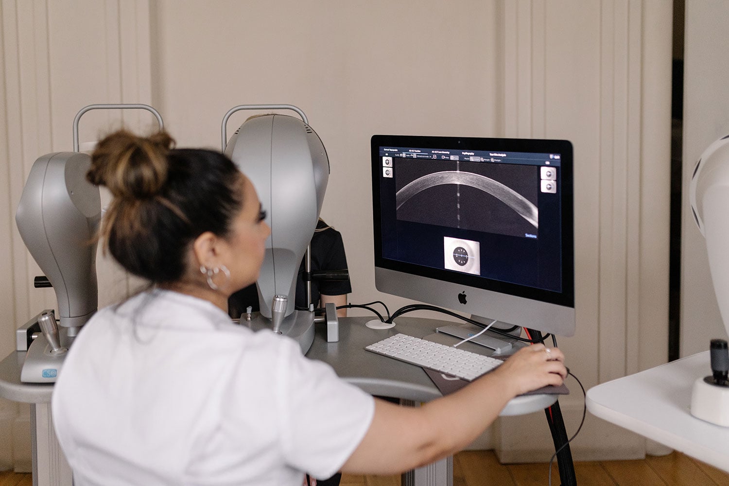 the-evolution-of-laser-eye-surgery-london
