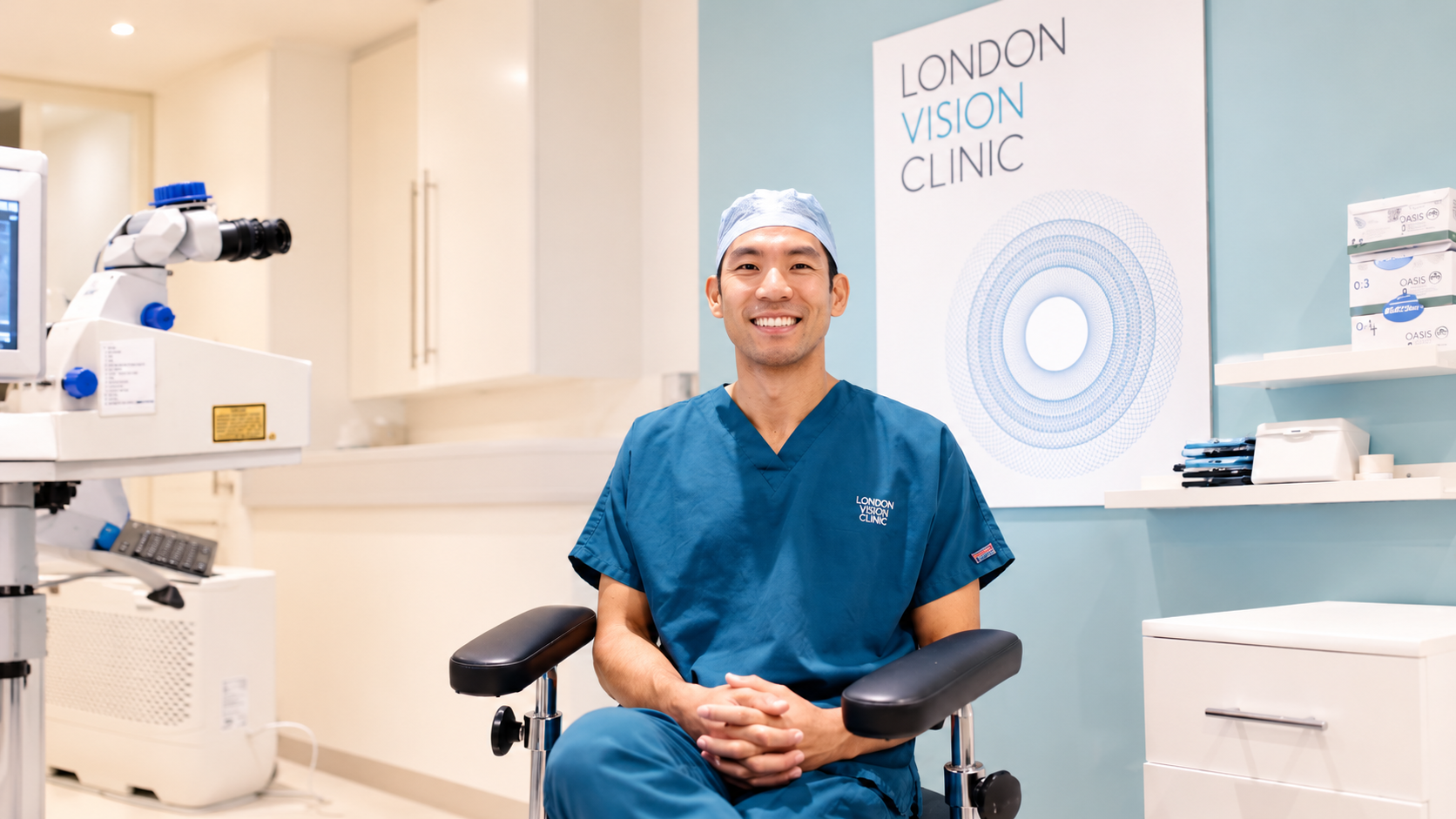 Smiling-Ophthalmologist-in-Modern-london-Clinic